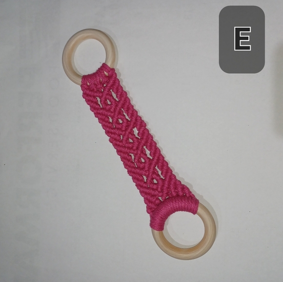 Hand Kitchen Towel Wooden Holder Boho Macrame Puschia Pink - Picture 1 of 11